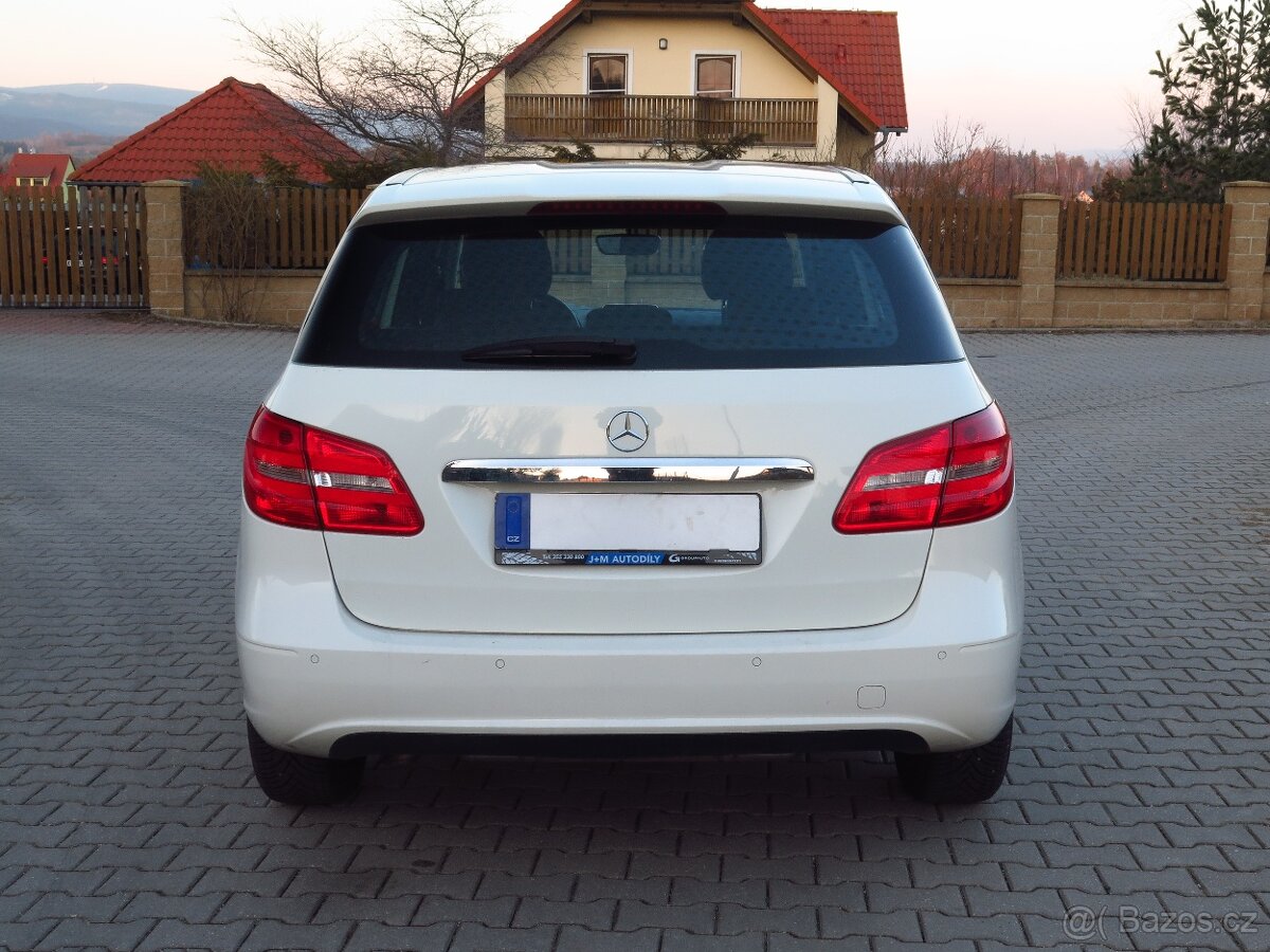 Mercedes – Benz Třída B 1.6i 90 kW - 4