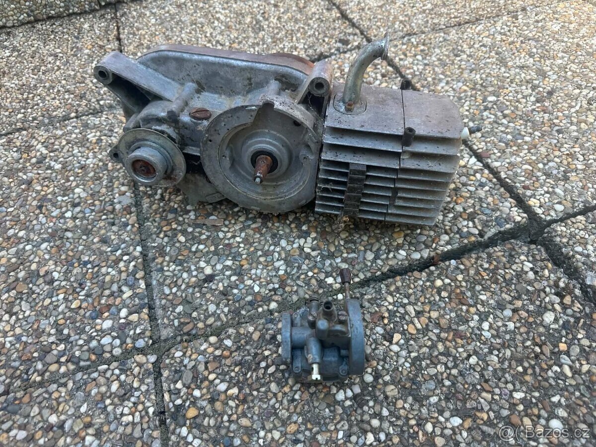 Jawa Babetta 210 motor - 4