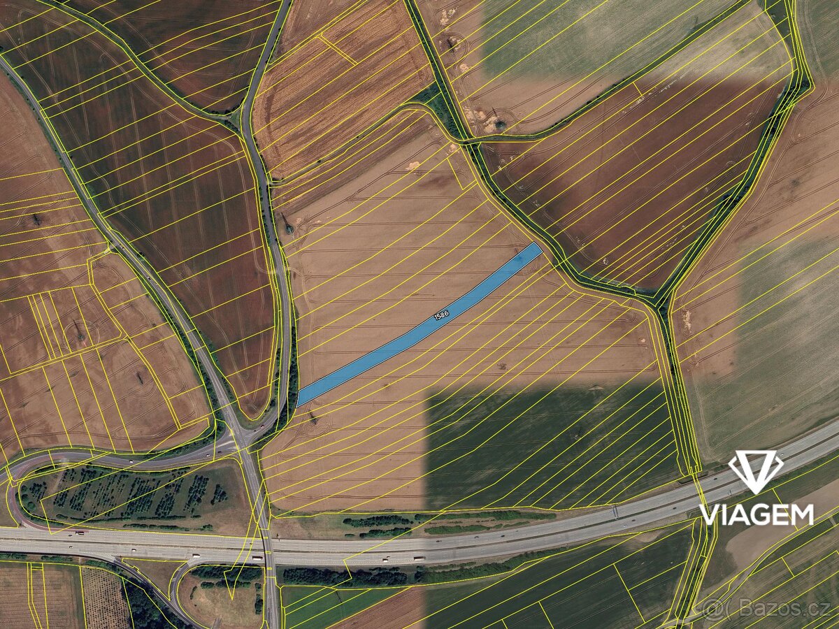 Pole 7 491 m² - 4
