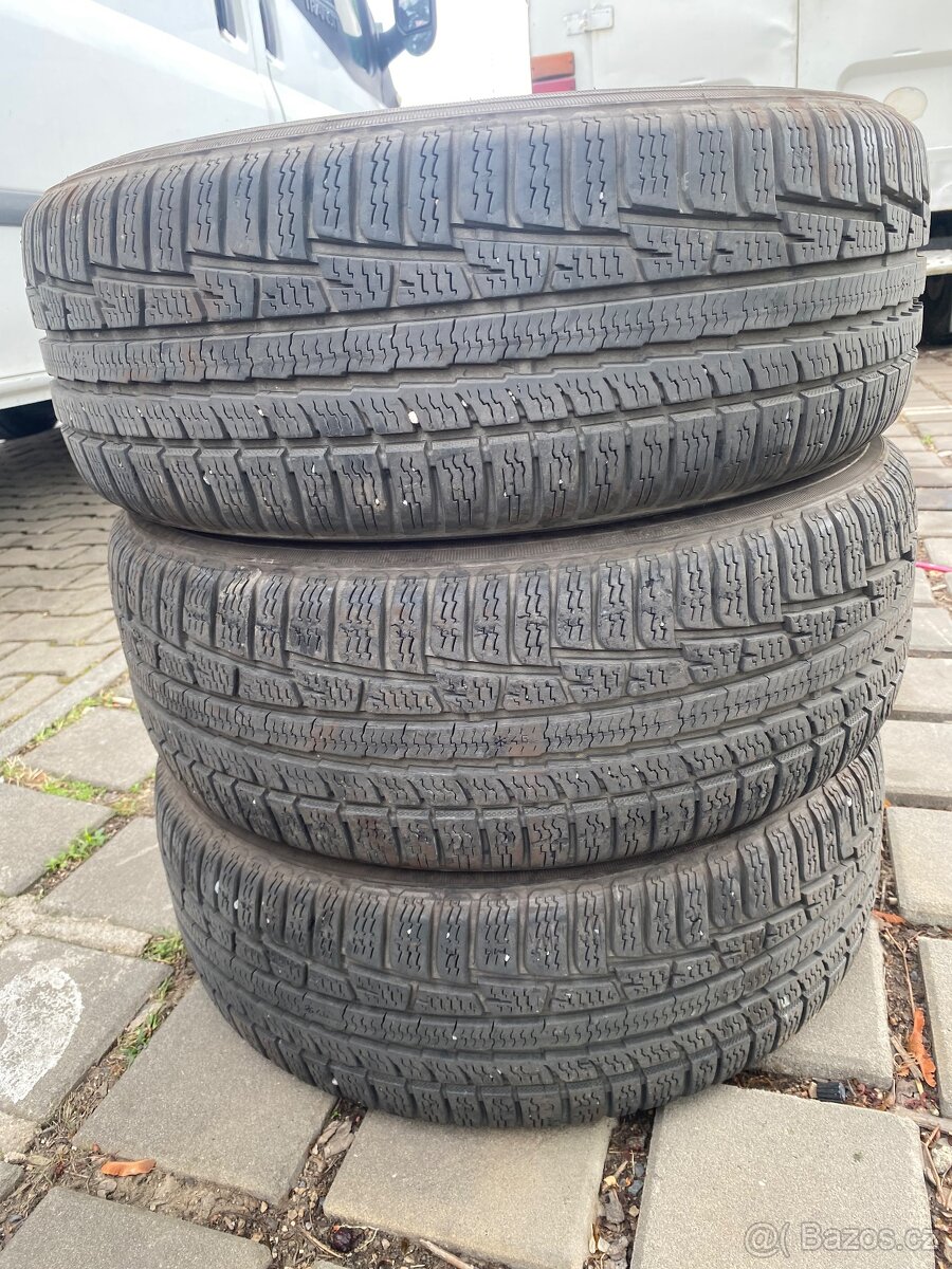 205/55/16 zimní 3ks - 4