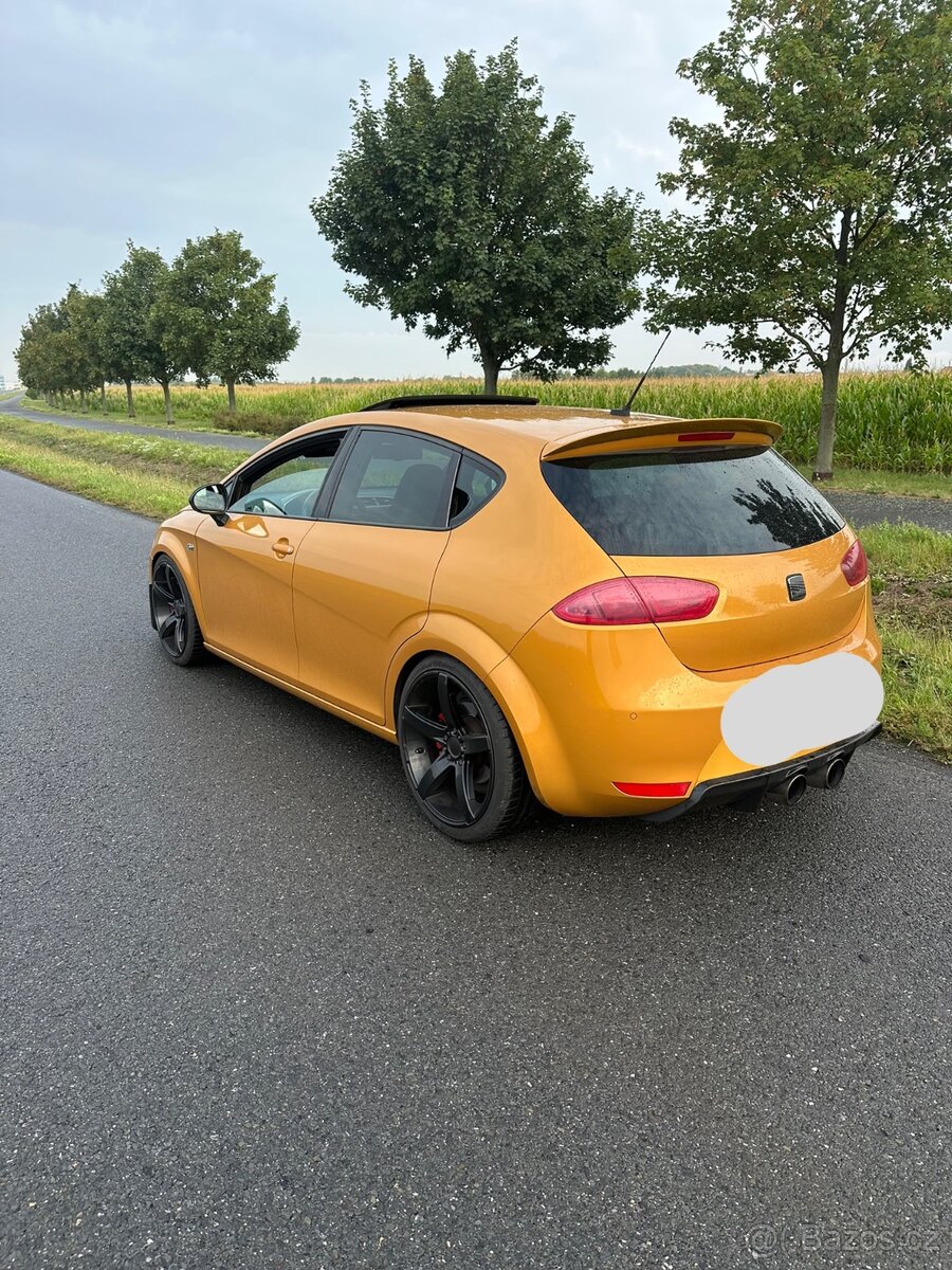 Seat Leon CUPRA r 195kw - 4