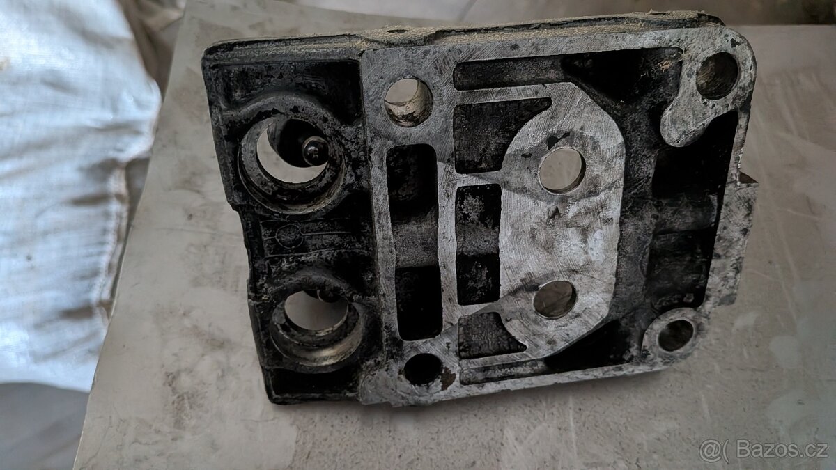 Polomotor 4V RS09 - 4