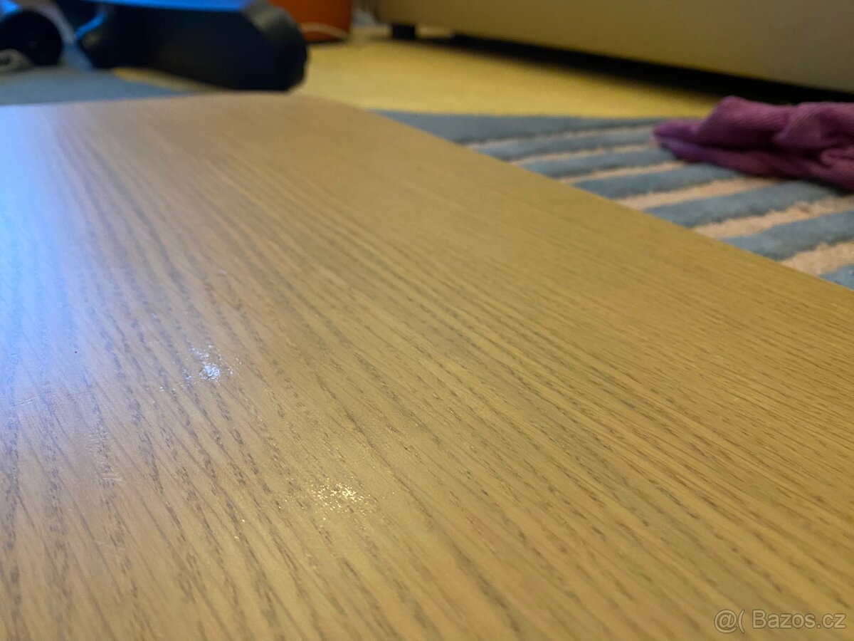 Stůl IKEA Bekant 160x80. - 4