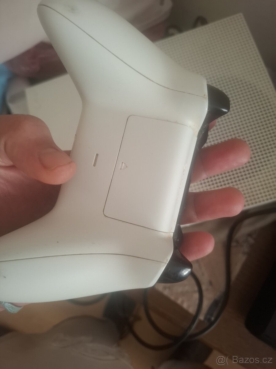 Xbox one s - 4