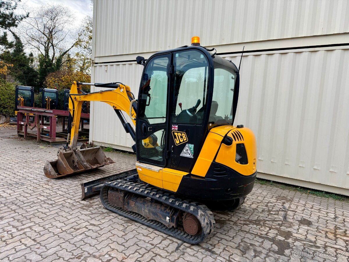 Prodám minibagr JCB 8026CTS - 4
