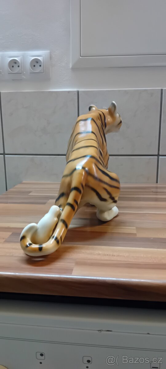 Porcelánový tygr - 4