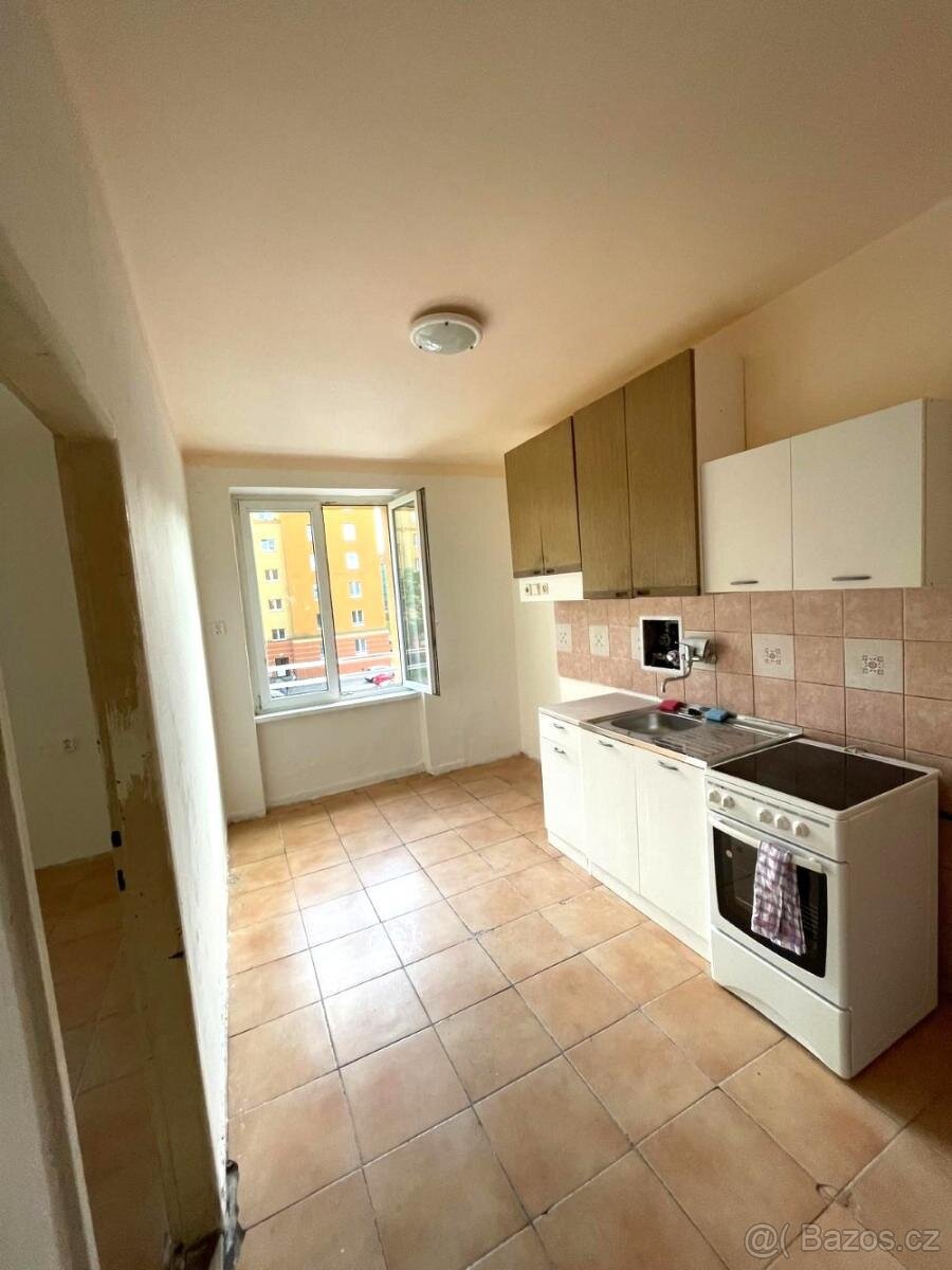 Pronájem bytu 2+1, 52 m2, tř. Budovatelů 2394/6, Most - 4