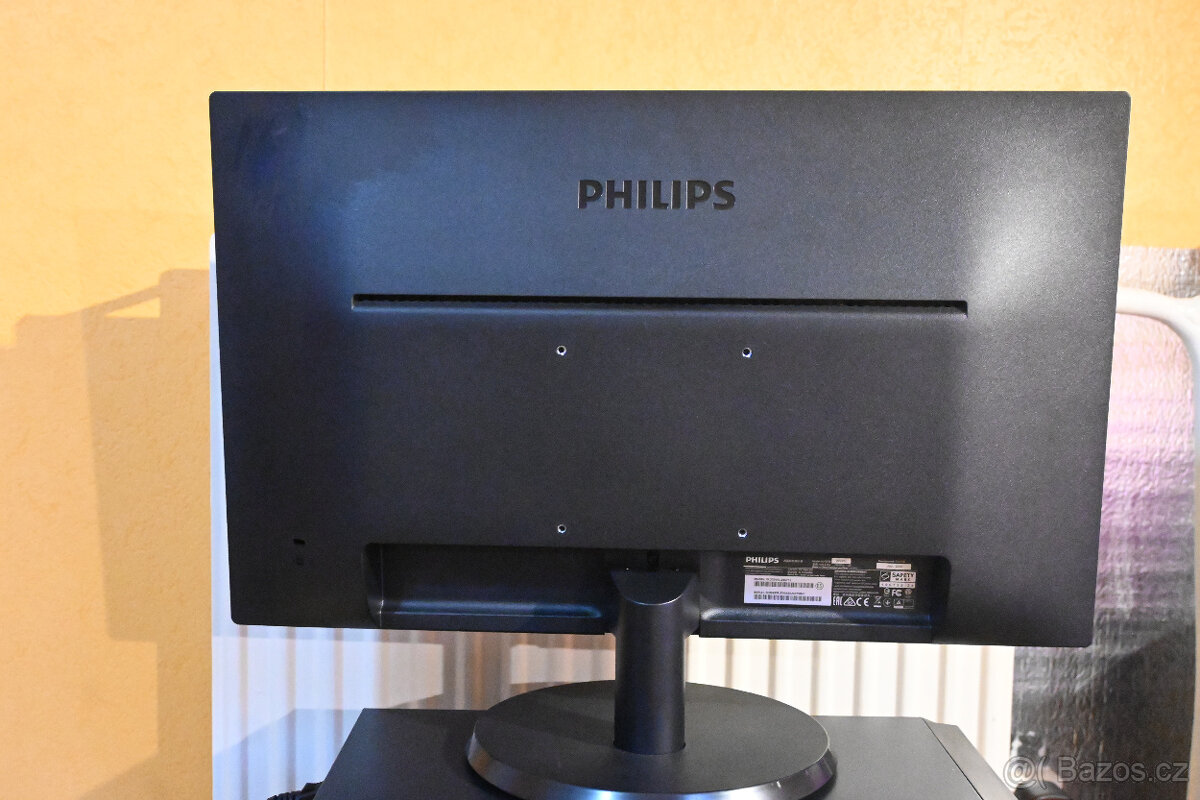 Monitor Phillips FHD, 60Hz - 4