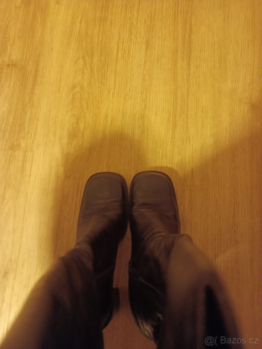 Dámské kožené kozačky - 4