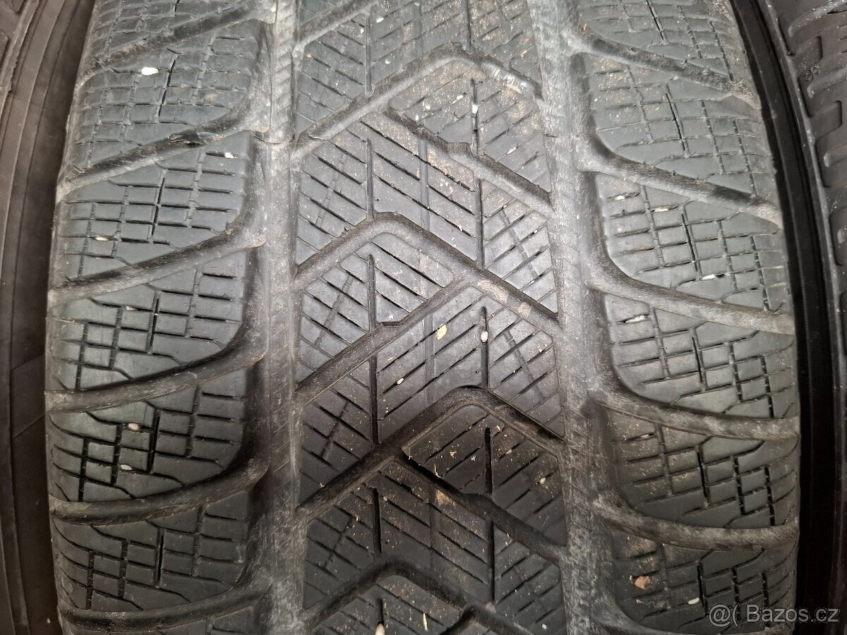 235/65/17 Pirelli Zimní 7 mm - 4