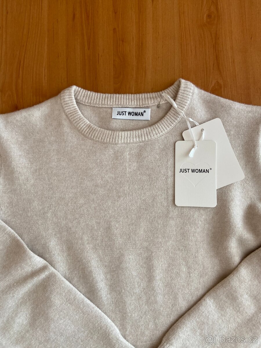 Luxusní dámský béžový svetr s krystal květem - vel. M - 4