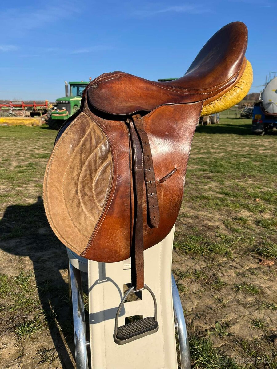 Anglická sedla, úklid sedlovny, levně - 4