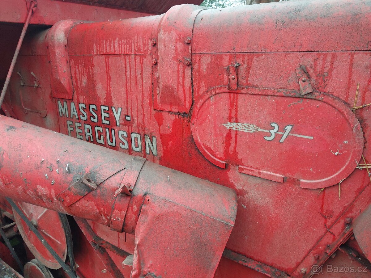 Kombajn Massey Ferguson 31 - 4