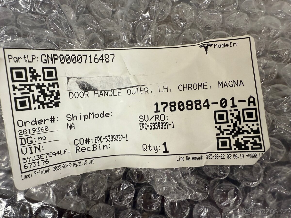 Zadní levá klika Tesla 3 - 4