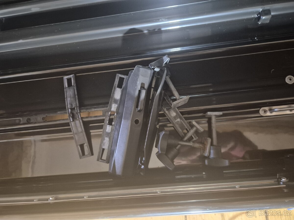 Střešní box BMW 320l - 4