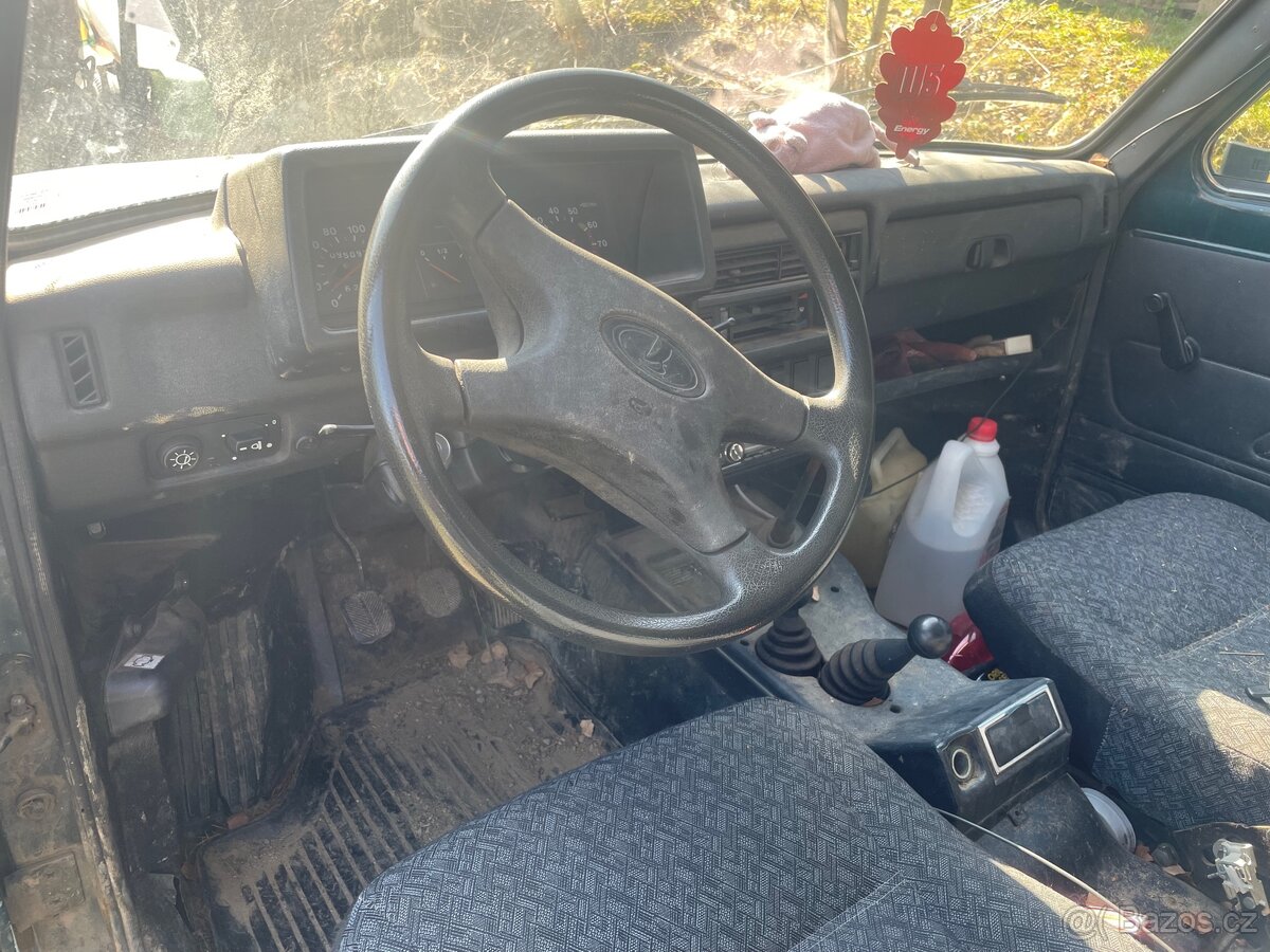Lada niva 1.7 rok 2010 - 4