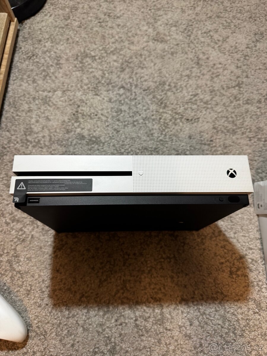 Xbox one s 500gb - 4