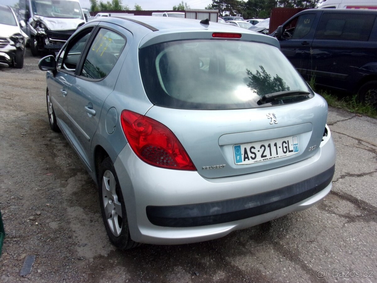 Peugeot 207 1,4 HDi - 4