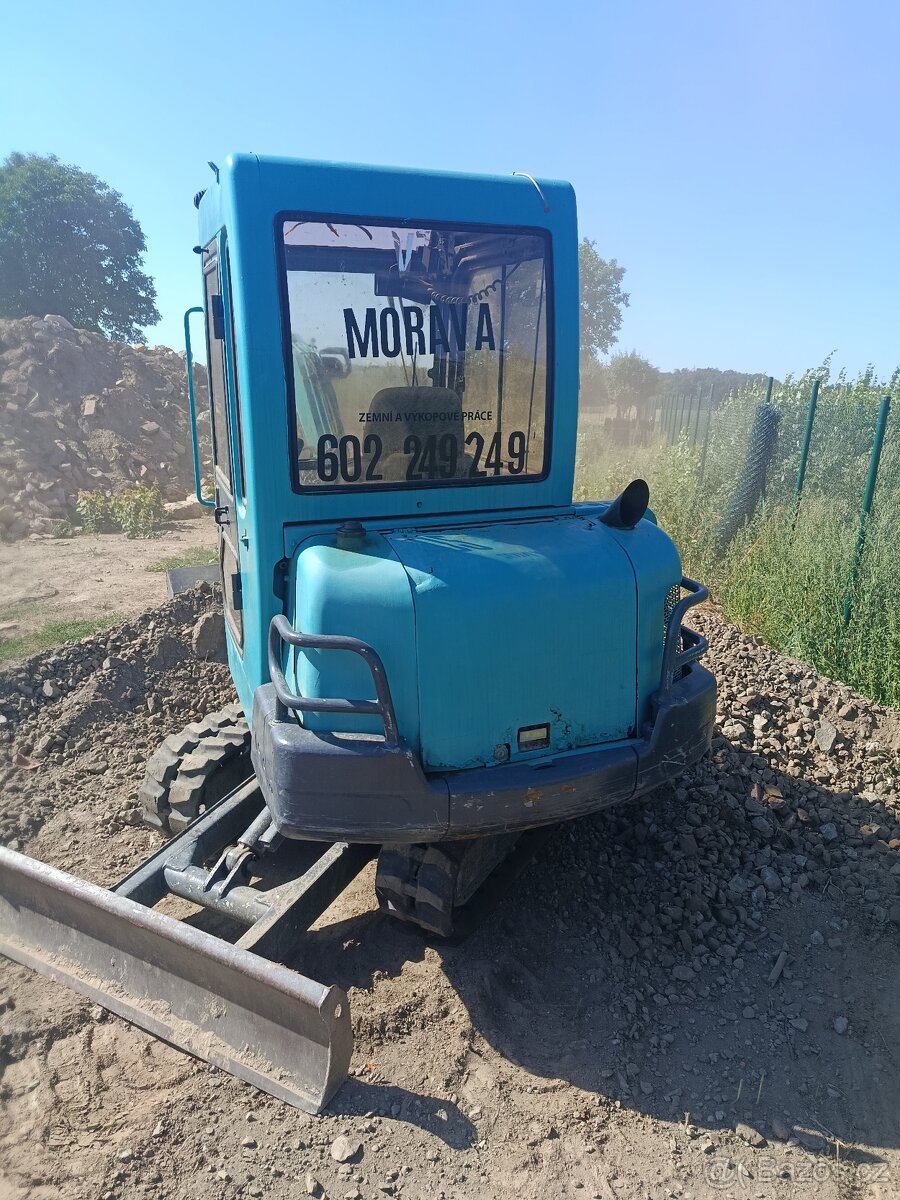 Minibagr Yanmar b27 - 4
