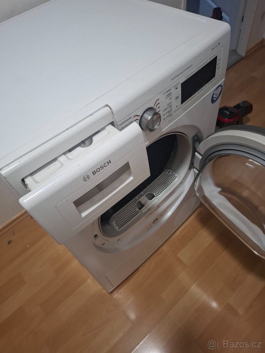 Sušička Bosch série 8 - 4