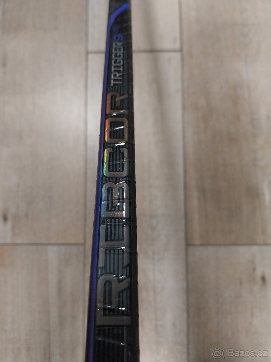 Hokejka CCM Ribcor Trigger 9 Pro SR
-10%
- 4