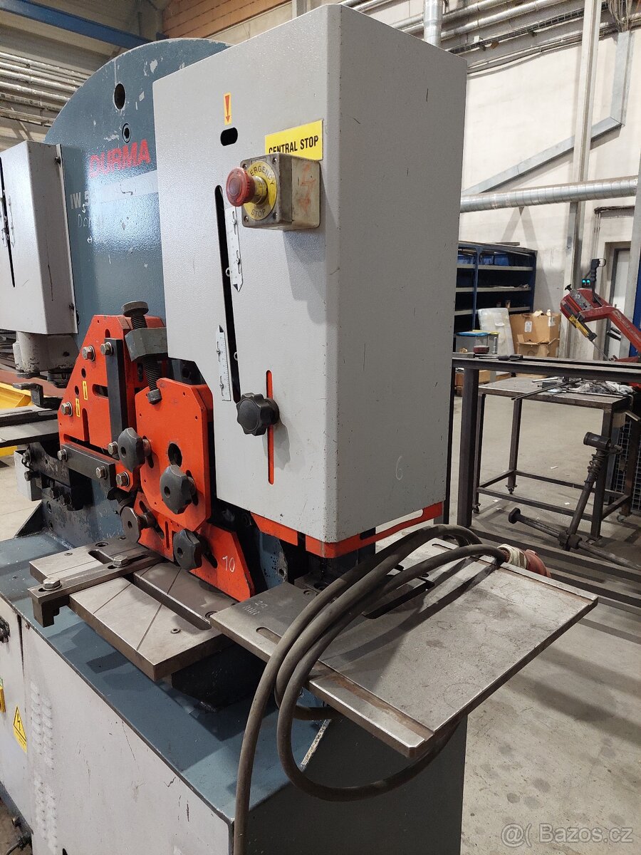 Děrovací stroj DURMA IW 55 - 4