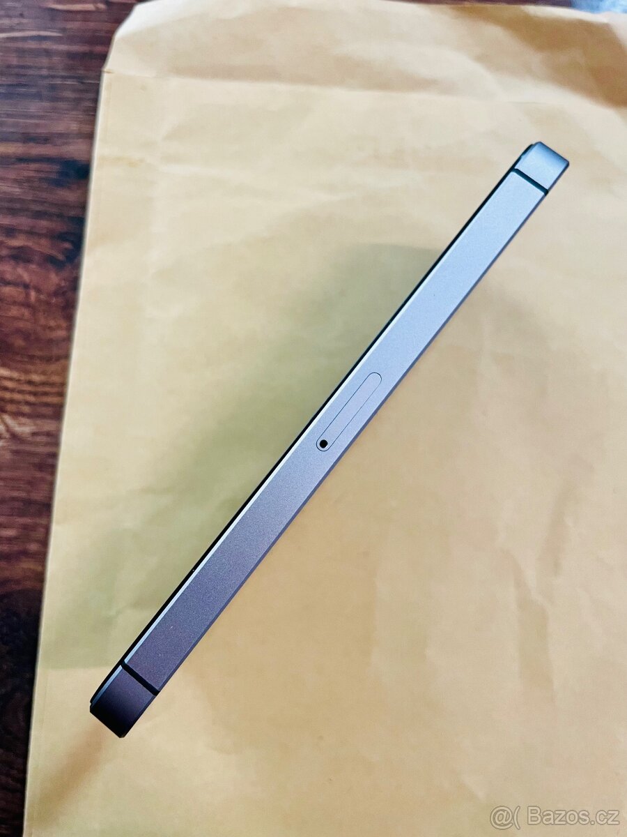 iPhone SE 16GB, iOS 10.2.1 - 4