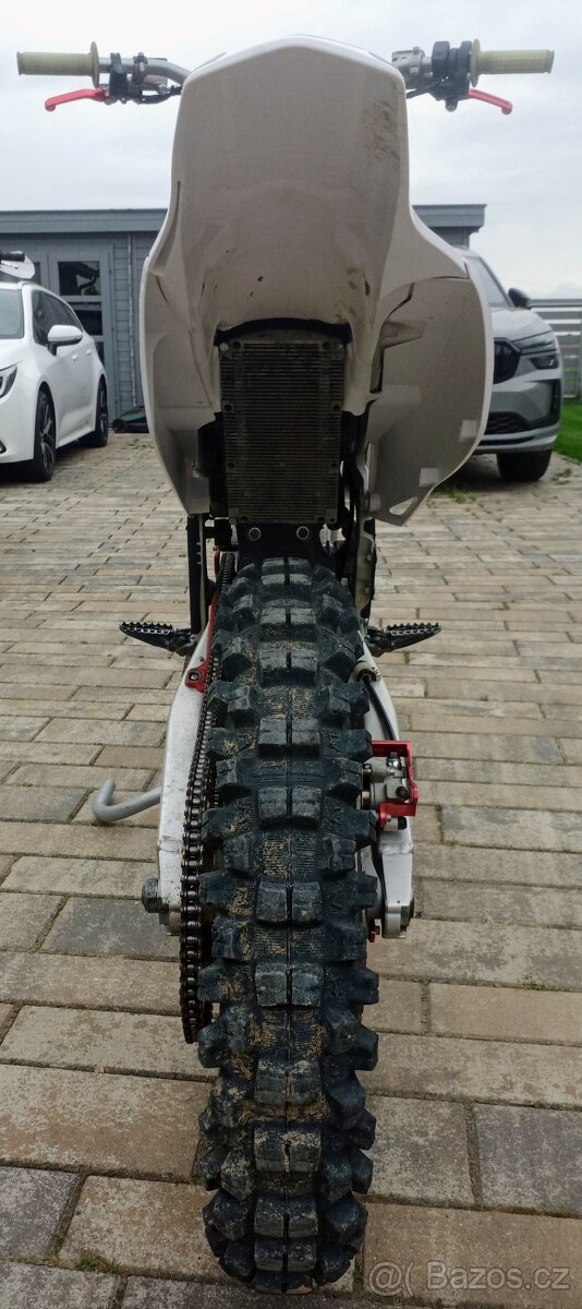 Elektrická motorka Honda CRF - 4