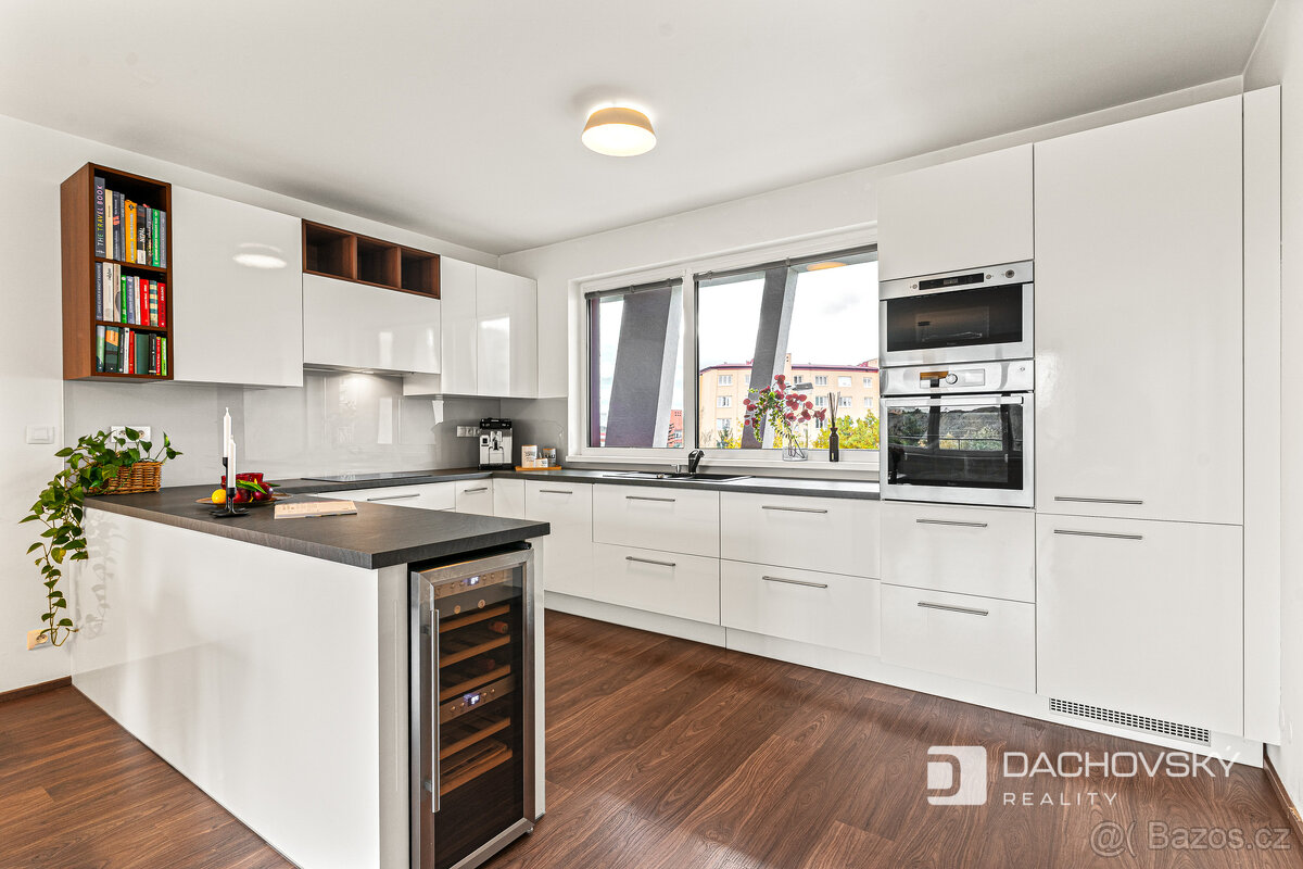 Prodej bytu 3+kk 104 m² - 4