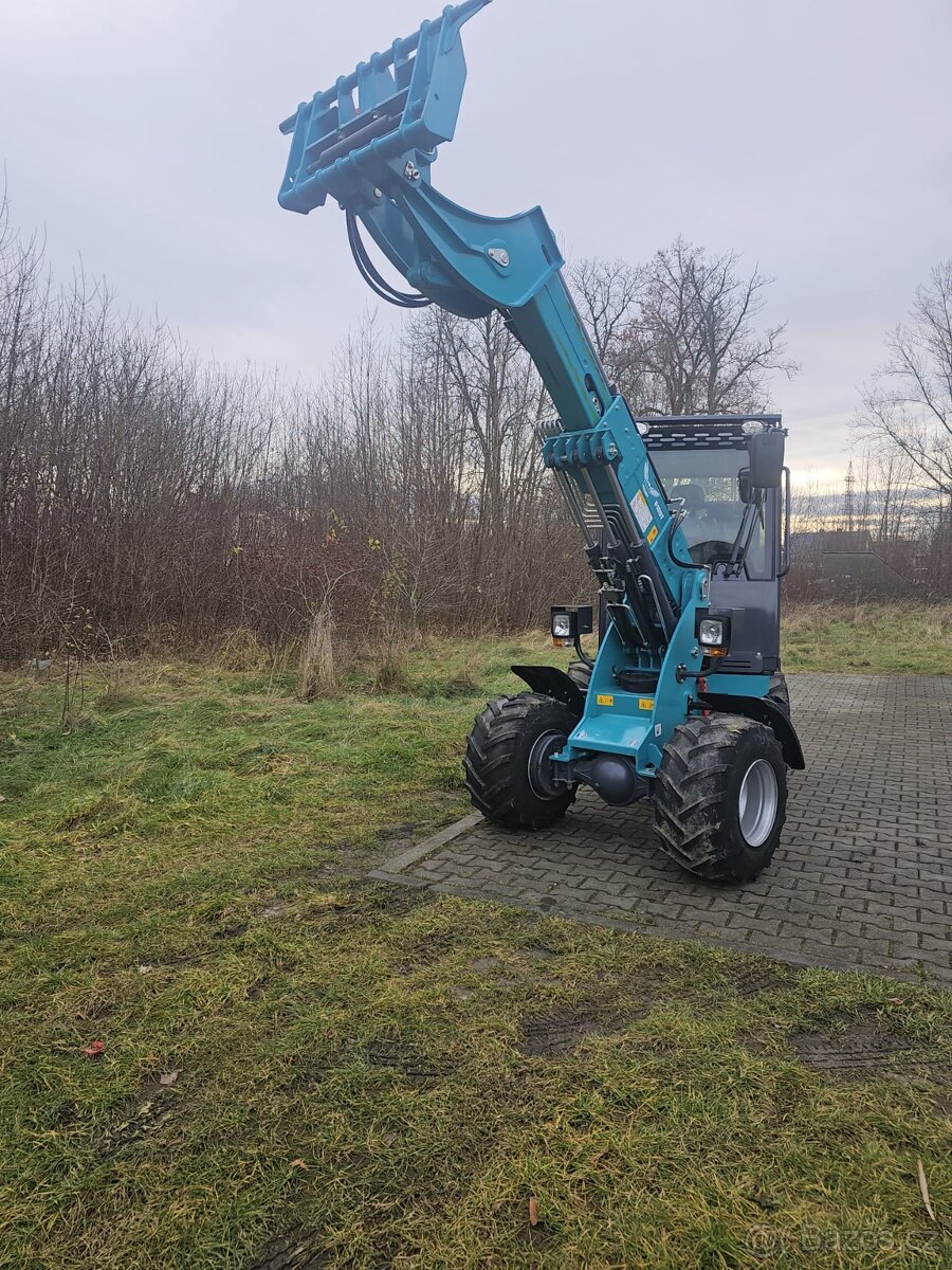 Teleskopický kolovýnakladač 10BT - 4