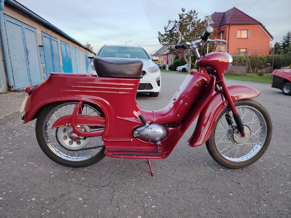 Jawa 555 deluxe s TP - 4