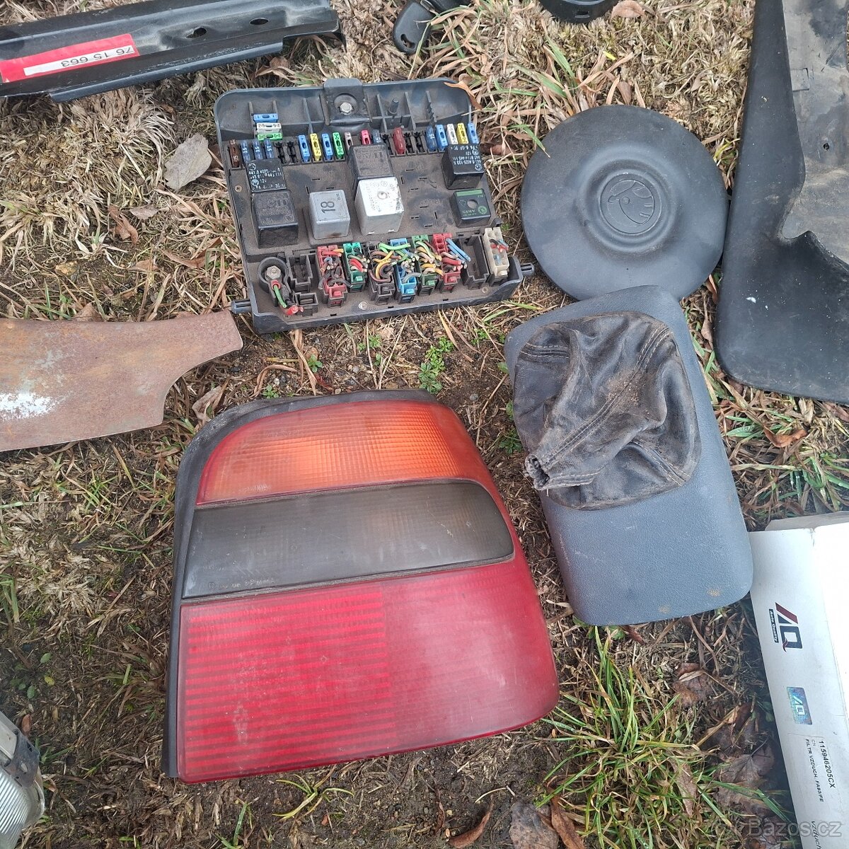 Škoda Felicia směska dílů - 4