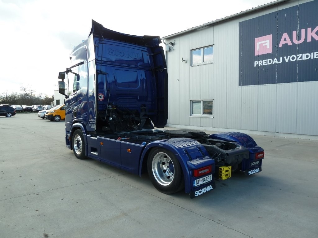 SCANIA R460 - 4