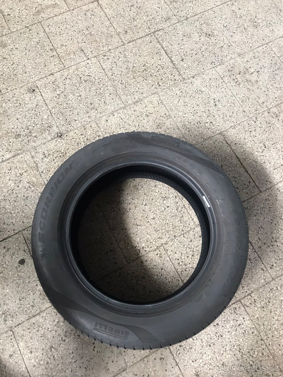 235/55/18 Pirelli prodám - 4