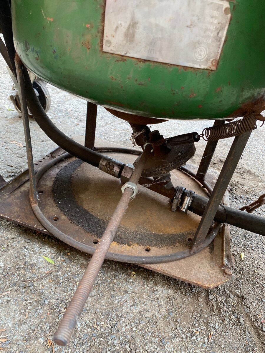 Piskovaci box,piskovacka tlaková - 4