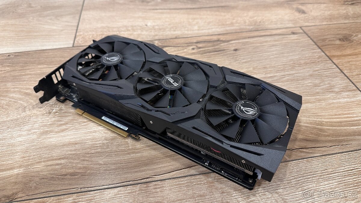 ASUS ROG STRIX RTX 2070 - 4