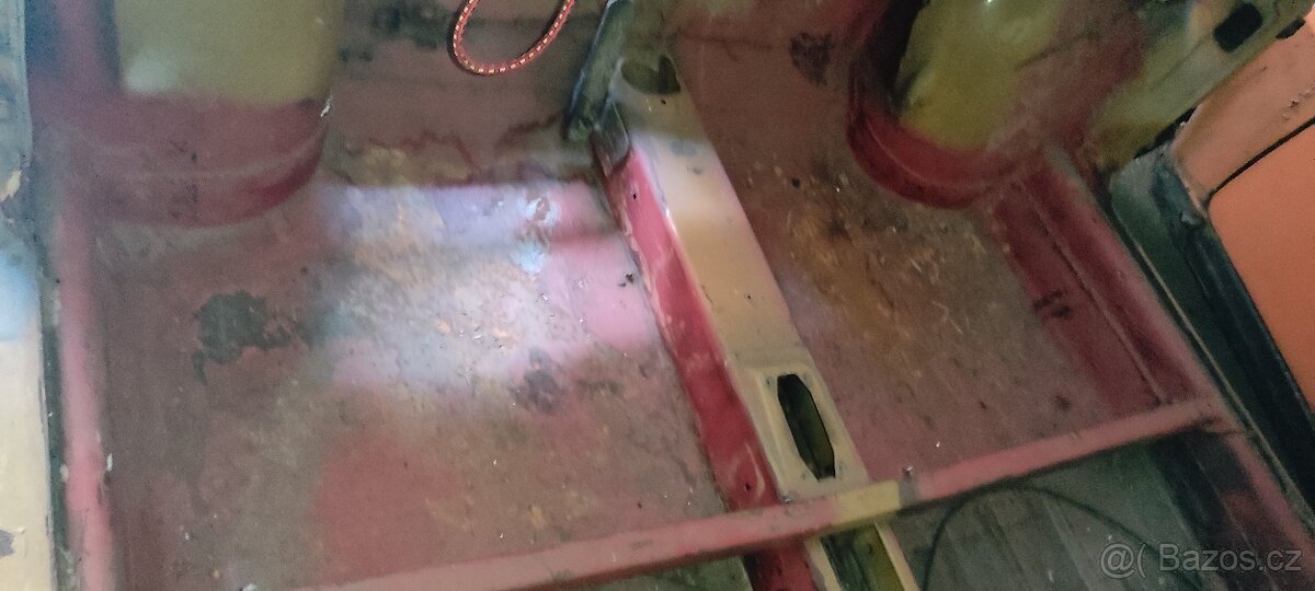 Karoserie 105/120l - 4