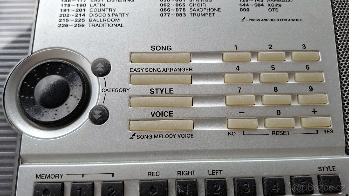 Klavesy Yamaha PSR 403 - 4