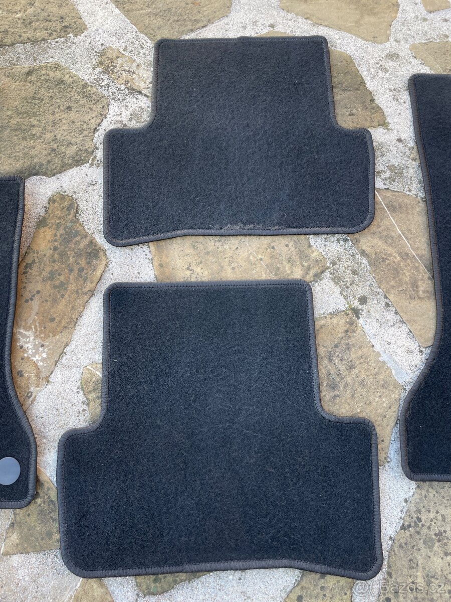 Textilní koberec Mercedes w204 combi - 4