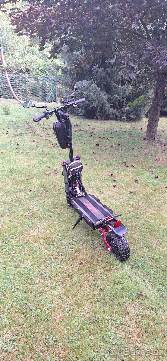 Elektrokoloběžka Laotie it30 - 4