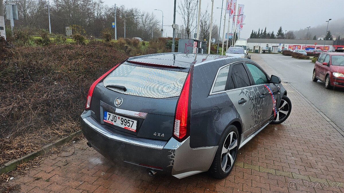 Cadillac CTS wagon - 4