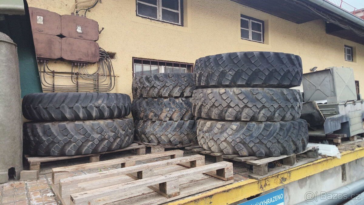 Pneumatiky Ural 14.00-20 - 4