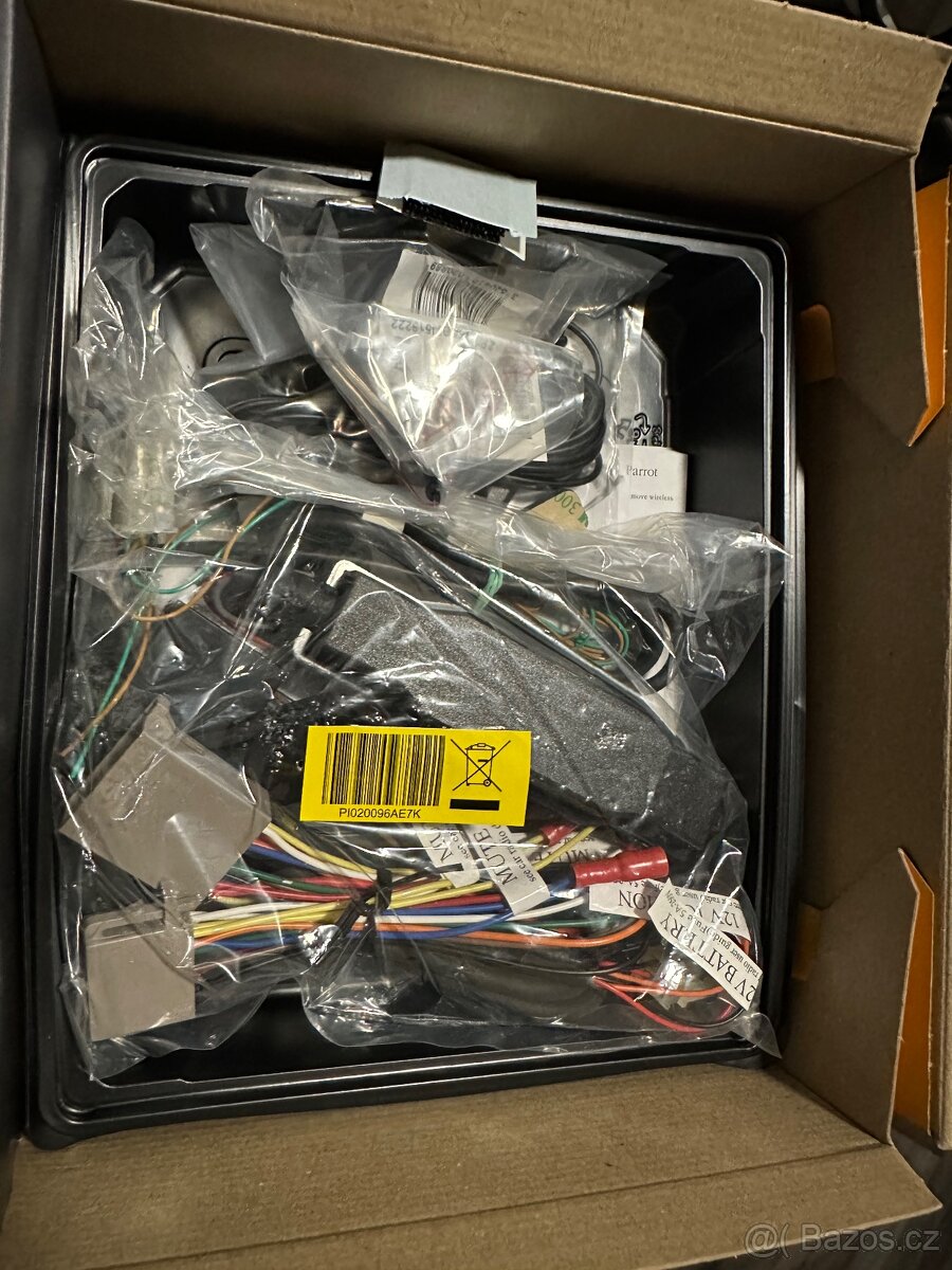 Handsfree parrot ck3100 LCD - 4