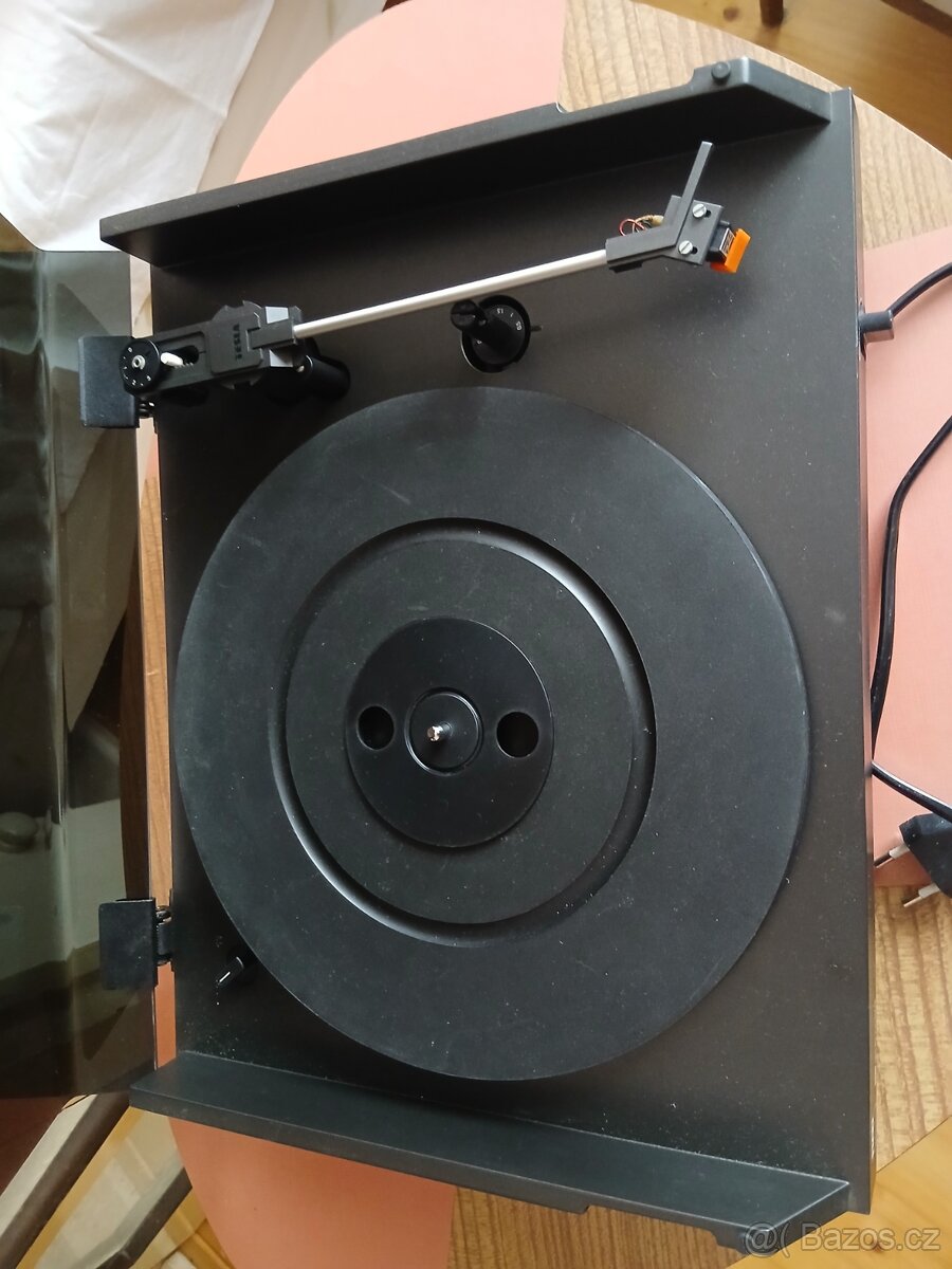 Starožitný gramofon - 4