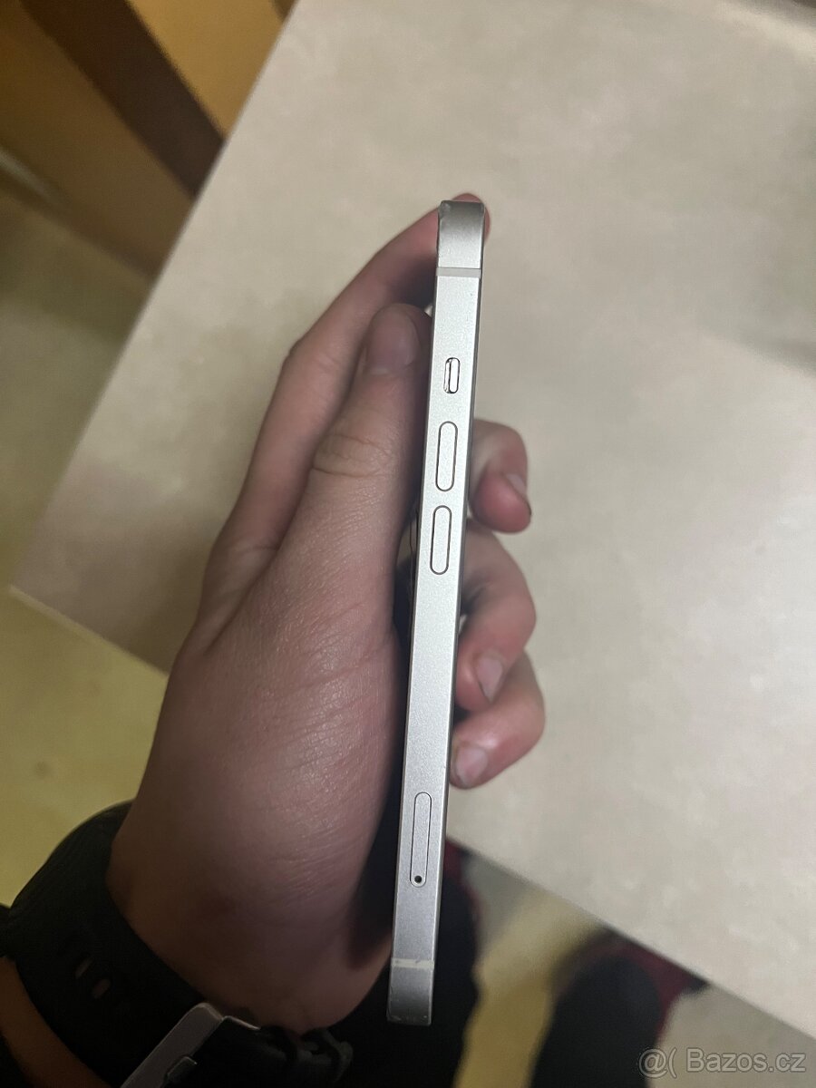 iPhone 13, 128GB - 4