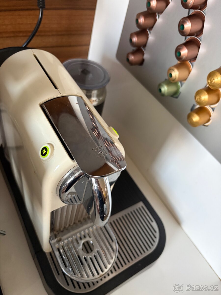 Držák na kapsle nespresso - 4