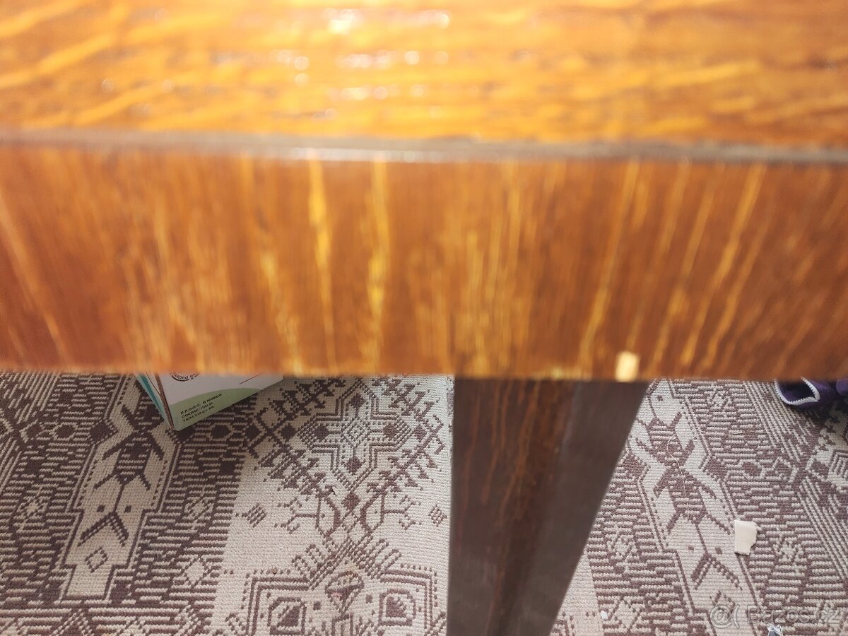 Rozkládací jídelní stůl Jitona - 4