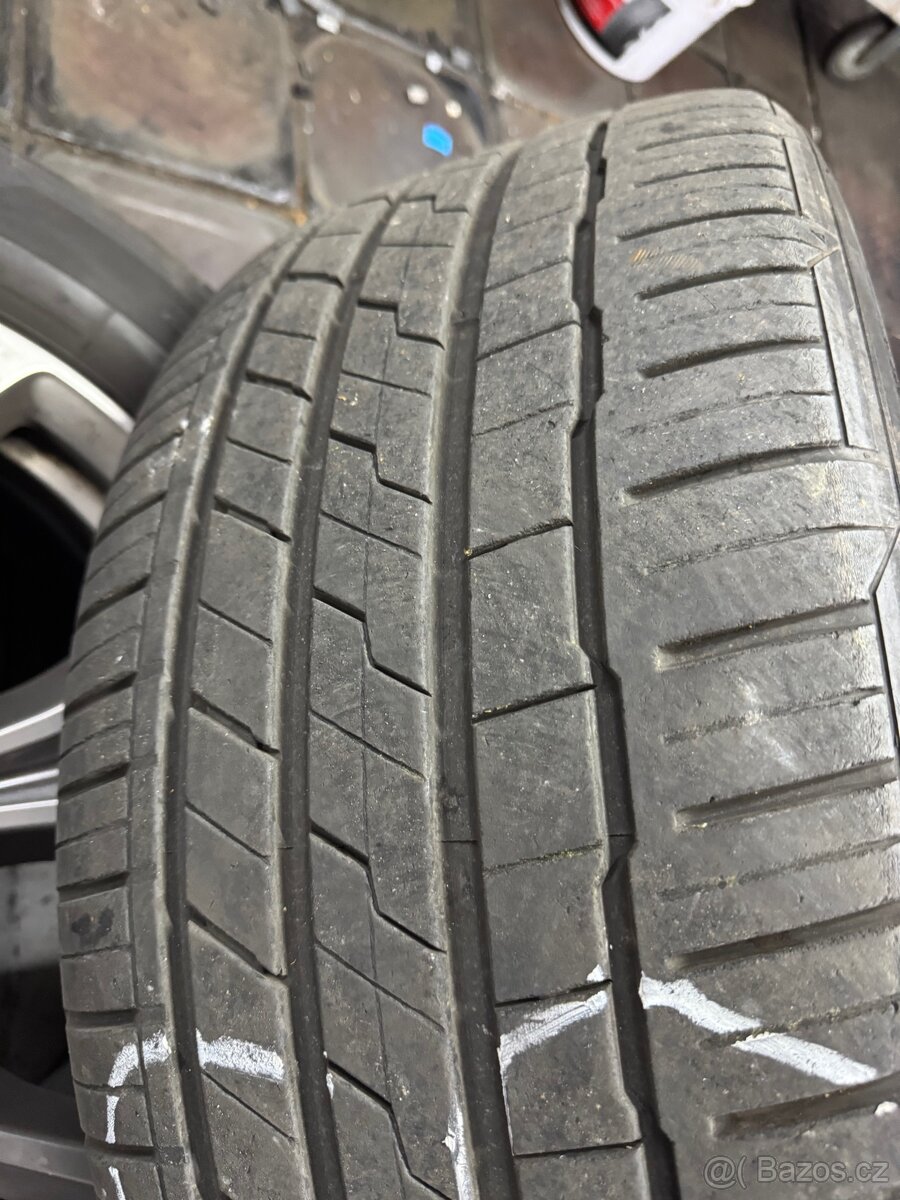 R19 tires x3, x5 - 4