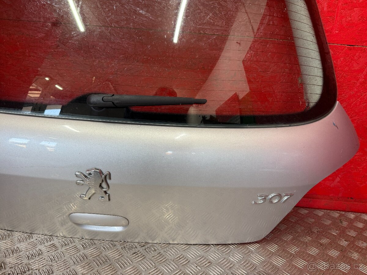PÁTÉ DVEŘE KUFRU PEUGEOT 307 HATCHBACK - 4
