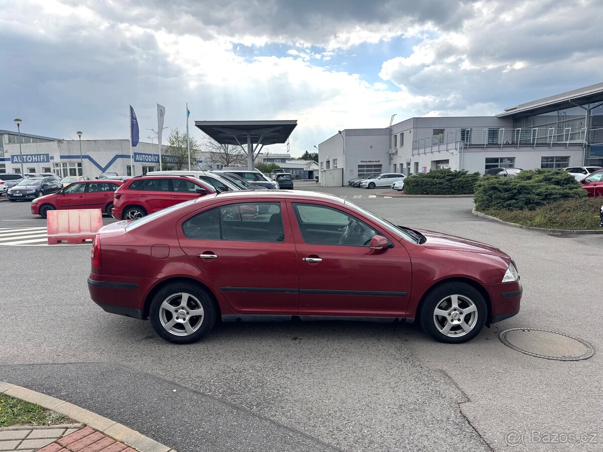Škoda octavia 1,9tdi-77kw.r.v.2008 - 4